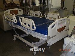 (5) Hill-Rom Advanta Hospital Beds Patient Beds Electric withMattresses LOT