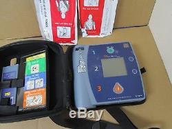 Agilent Heartstream FR2 AED Defibrillator + 1 Battery + 2 sets of Pads + Case