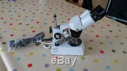 Brunel Stereo Microscope with Attache Case and Spares. Superb condition