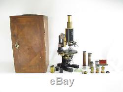 Carl Zeiss Jena Mikroskop Stativ I microscope mit Objektiven und Okularen