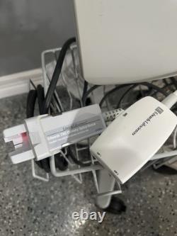 EDWARDS LIFESCIENCES EV1000 HEMODYNAMIC MONITORING SYSTEM WithCABLES & Roll STAND