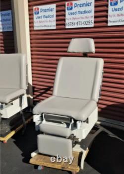 Exam Table Chair Model 5020 New Creme Upholstery Premier Used Medical Equipment