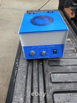 LD-4 4000RPM Electric Centrifuge Machine Lab Benchtop Medical Equipment 50/100ml