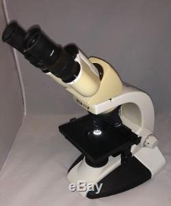 Leica DME Upright Phase Microscope with 4 Objectives