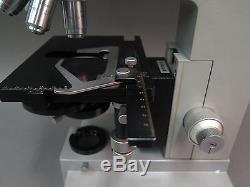 Leitz Leica Wetzlar Dialux 020-441.014 Microscope with 5 Objectives & Case