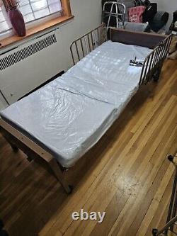 Medical equipment/hospital BED