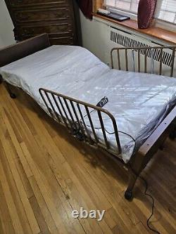 Medical equipment/hospital BED