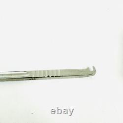 Medtronic REF 84799RH Right Bender Instrument