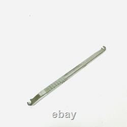 Medtronic REF 84799RH Right Bender Instrument