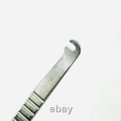 Medtronic REF 84799RH Right Bender Instrument