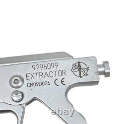 Medtronic REF 9296099 Extractor Instrument With Lock