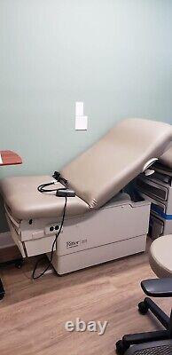 MidMark Ritter 222 Electric Examination Exam Table Medical Office Equipment