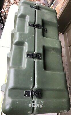 Military Hardigg/Pelican 472 Heavy-Duty Equipment Case Medical Chest 33x24x14