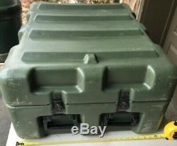 Military Hardigg/Pelican 472 Heavy-Duty Equipment Case Medical Chest 33x24x14
