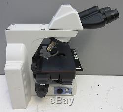 Nikon Eclipse E400 Trinocular Phase Contrast Microscope with Nikon 10x Objective