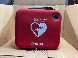 Phillips Onsite Heartstart HS1 AED Defibrillator Battery and Pads expired