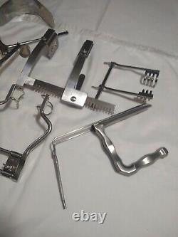 Preowned Medical Surgical Equipment Spreader Extractor Weck Pilling Codman Sklar