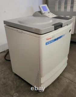 Thermo Scientific Sorvall RC6 Plus Refrigerated Floor Centrifuge, Rotor Type AD