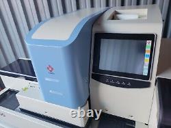 Tosoh Bioscience AIA-900 Automated Immunoassay Analyzer (with accessories)