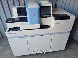 Tosoh Bioscience AIA-900 Automated Immunoassay Analyzer (with accessories)