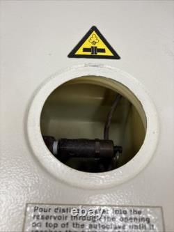 Tuttnauer Autoclave 1730 Valueklave Steam Sterilizer Tuttnauer Autoclave 1730 Valueklave Steam Sterilizer