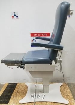 UMF 5016 Podiatry Chair