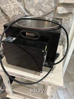 USA Lab Equipment Rotary Evaporator RE-501 with Manual Lift (Used)