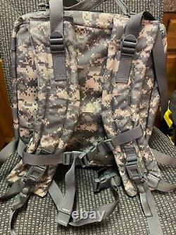 USGI Molle II Lightweight Load Carrying Equipment Medic Bag ACU