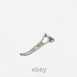 V. Mueller CH6036 Clamp, Cooley Bulldog Curved Jaw 2.5 cm Instrument