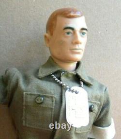Vintage 1964 GI Joe Army Medic withworking stretcher and equipment