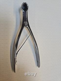 Vintage Set Of 5 Medical Instruments Used In Patient Care. See Pics More Make