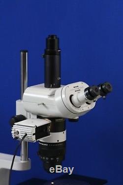 Wild Makroskop M420 inkl. Fototubus, Kreuztisch und Beleuchtung