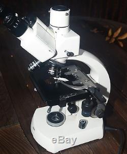 Zeiss Trinocular Microscope with 4 Objectives & X-Y Stage