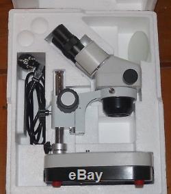 Zoom Stereomikroskop Stereolupe Stemi Vergrößerung 10x. 40x + Durchlichtstativ